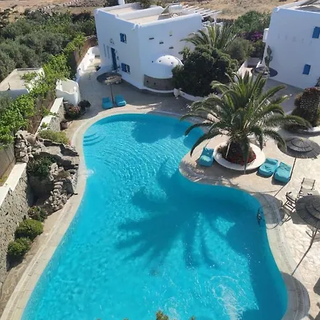 Mykonian Iros & Villa