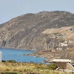 Mykonian Iros & * Kalo Livadi