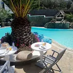 Villa Mykonian Iros &