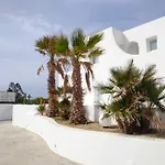 Mykonian Iros & * カロ・リヴァディ