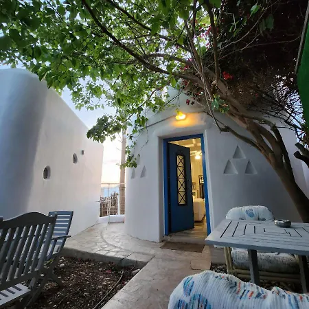 Mykonian Iros & * Kalo Livadi