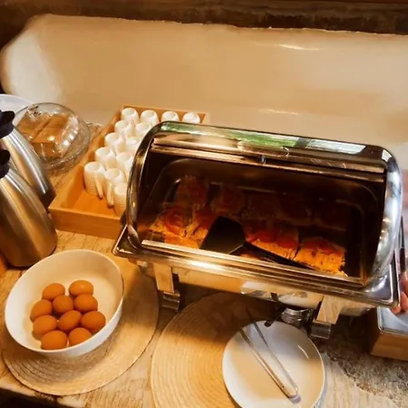 Mykonian Iros & Vila *