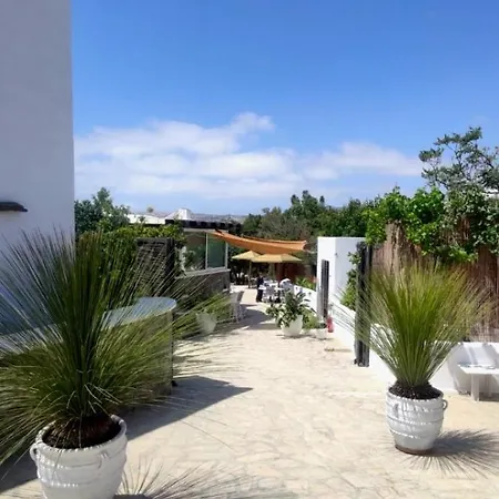 Mykonian Iros & Vila *