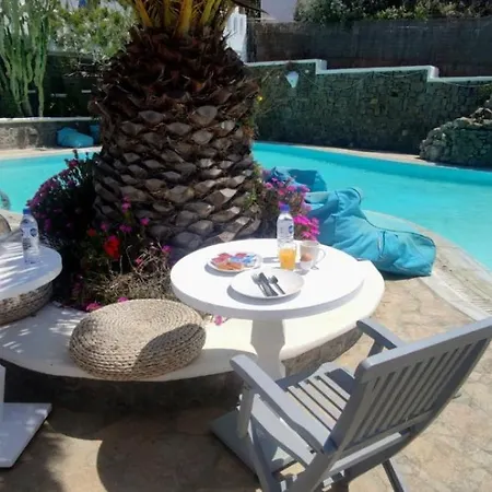 Mykonian Iros & * Kalo Livadi