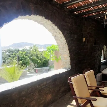 Mykonian Iros & Vila