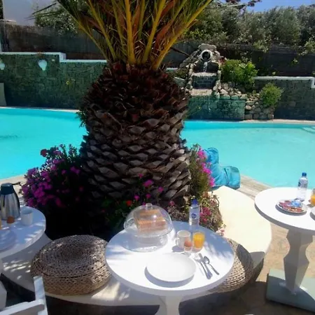 Vila Mykonian Iros &